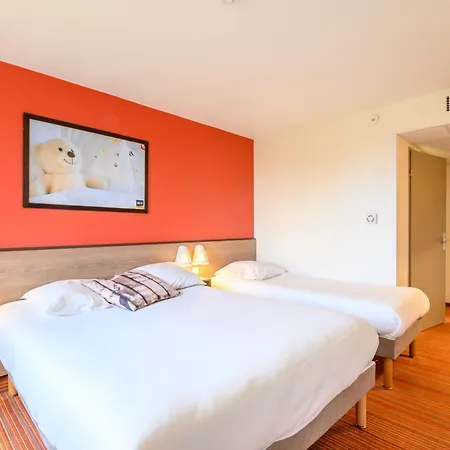 Hotel Ace Angers 3*